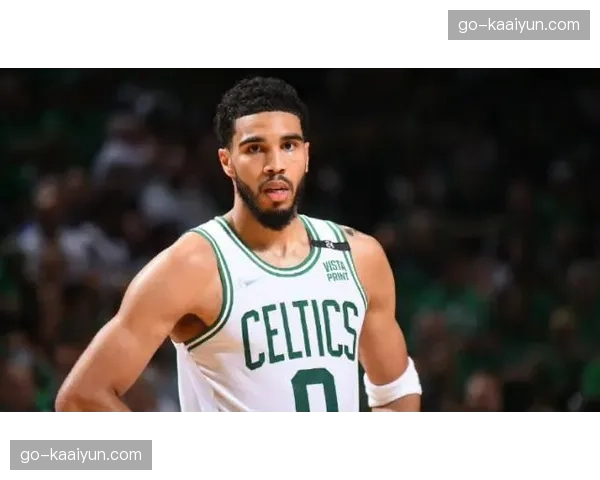 豪泽外线投射贡献关键 绿军射手战术执行力到位 豪泽外线投射贡献关键 绿军射手战术执行力到位